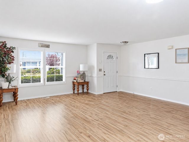12509 th SE 299 Place SE, Auburn, WA 98092