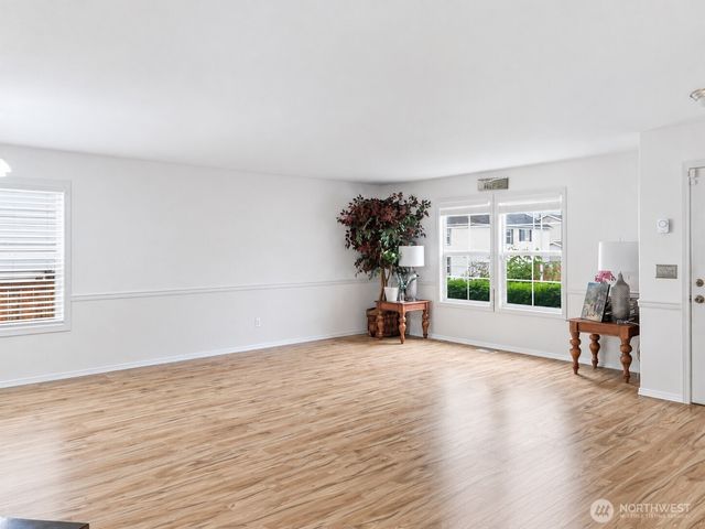 12509 th SE 299 Place SE, Auburn, WA 98092