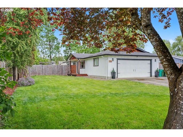 760 Se EDWARDS Dr, Dundee, OR 97115