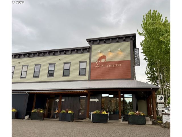 760 Se EDWARDS Dr, Dundee, OR 97115