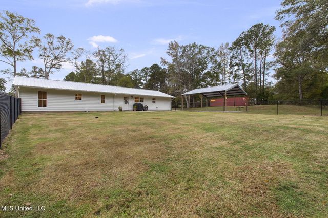 1243 Gunter Road, Florence, MS 39073