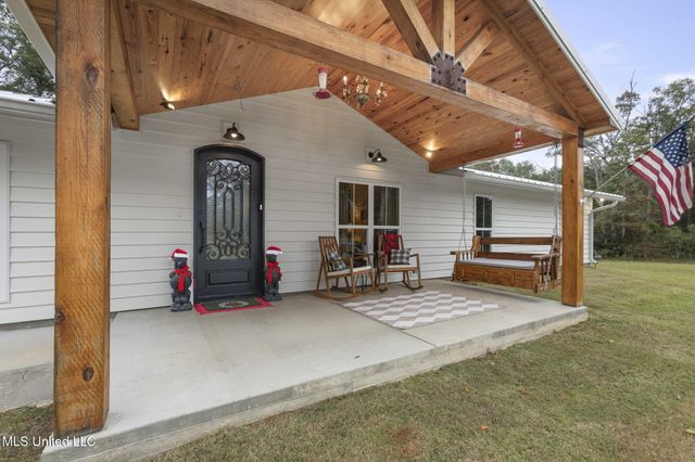 1243 Gunter Road, Florence, MS 39073