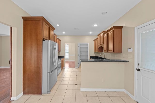 5279 TONI ROSE DR, Lakeland, TN 38002