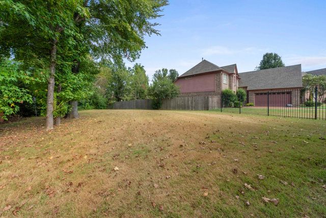 5279 TONI ROSE DR, Lakeland, TN 38002