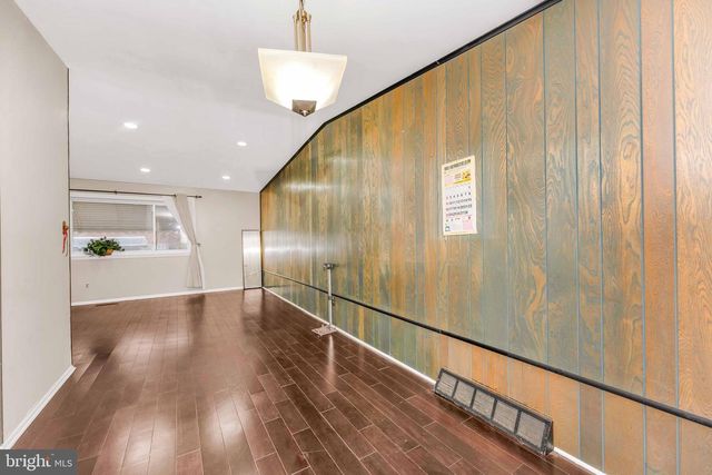 403 REGINA ST, Philadelphia, PA 19116