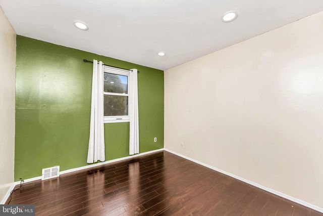 403 REGINA ST, Philadelphia, PA 19116