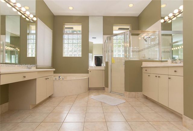 2481 Eagle Watch Ct ., Weston, FL 33327