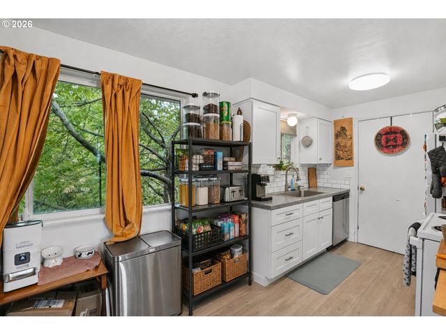 3371 Se 7TH Ave, Portland, OR 97202