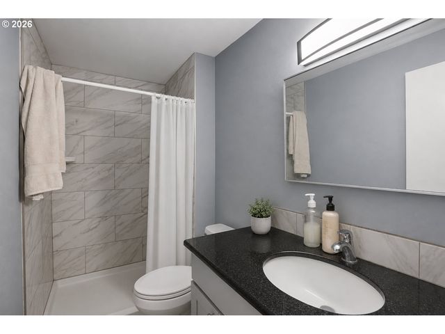 3371 Se 7TH Ave, Portland, OR 97202