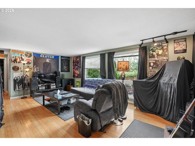 3371 Se 7TH Ave, Portland, OR 97202