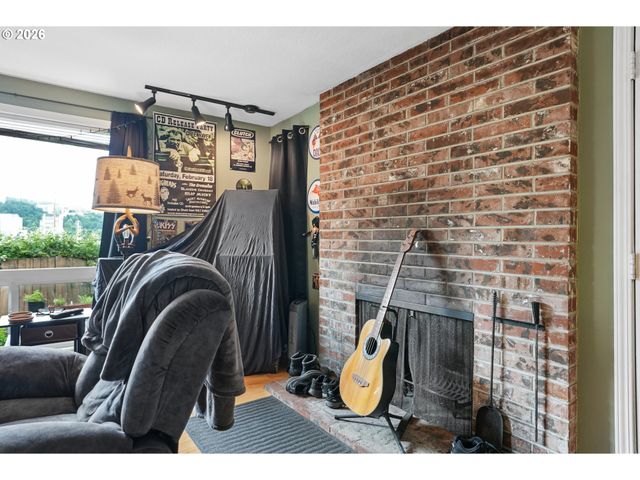 3371 Se 7TH Ave, Portland, OR 97202