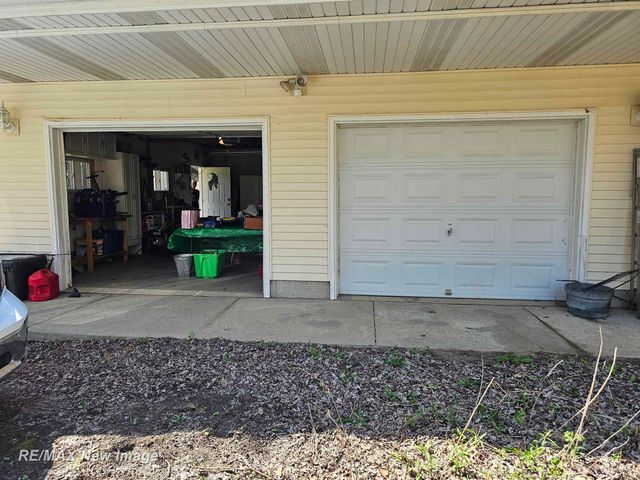 6135 Fort Road, Bridgeport Twp, MI 48415