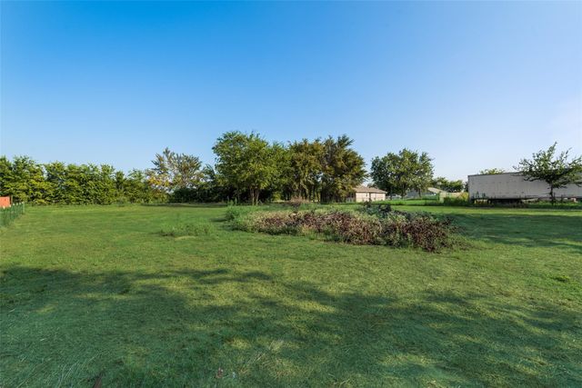 19491 E Market, Mabank, TX 75147