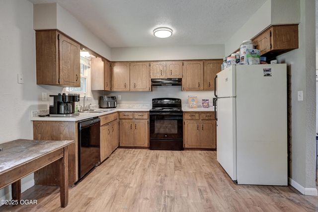 2810 Delaware Avenue, Joplin, MO 64804