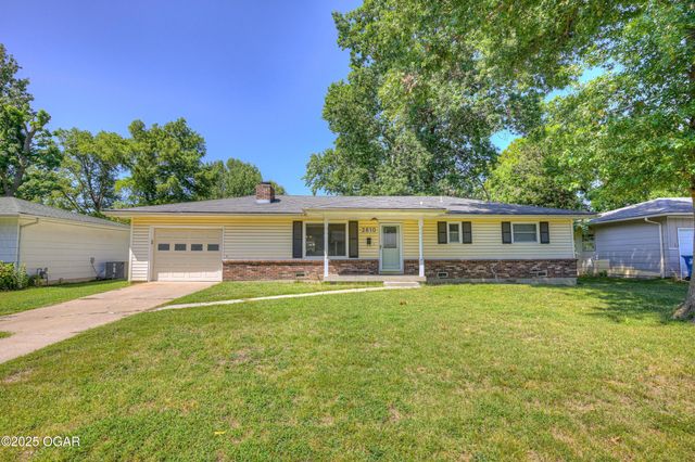 2810 Delaware Avenue, Joplin, MO 64804