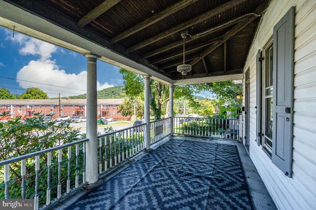 2938 OLEY TURNPIKE, Reading, PA 19606
