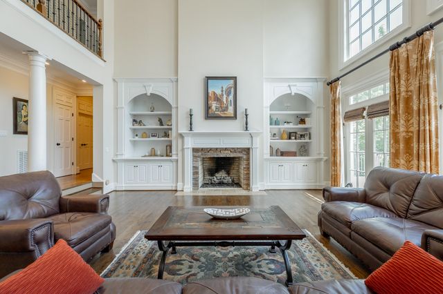 542 Turnberry Lane, Lookout Mountain, GA 30750
