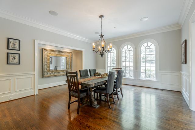 542 Turnberry Lane, Lookout Mountain, GA 30750