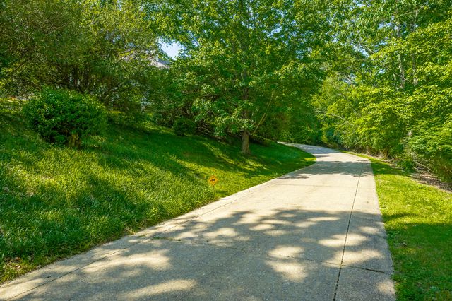 542 Turnberry Lane, Lookout Mountain, GA 30750
