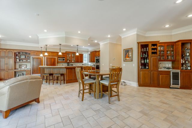 542 Turnberry Lane, Lookout Mountain, GA 30750