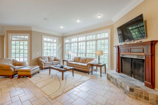 542 Turnberry Lane, Lookout Mountain, GA 30750