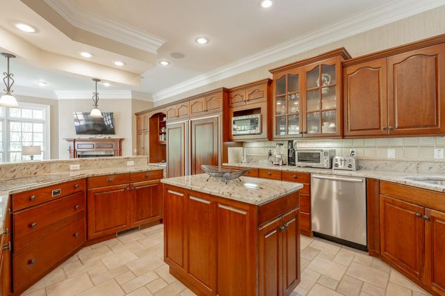 542 Turnberry Lane, Lookout Mountain, GA 30750
