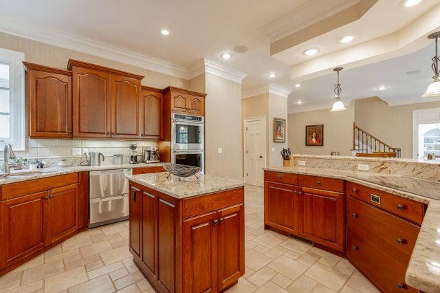 542 Turnberry Lane, Lookout Mountain, GA 30750