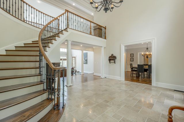 542 Turnberry Lane, Lookout Mountain, GA 30750