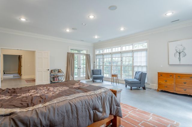 542 Turnberry Lane, Lookout Mountain, GA 30750