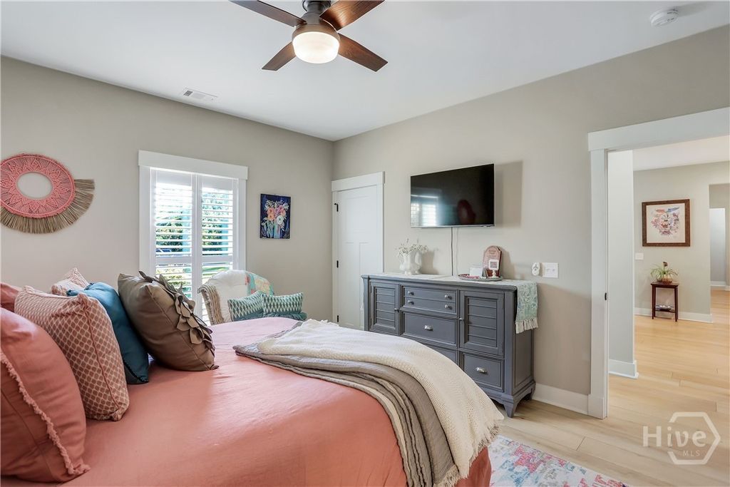 Image 35 of property listing at 30 Carapace Court, Richmond Hill, GA 31324
