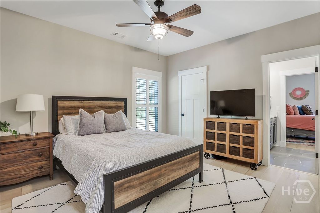 Image 38 of property listing at 30 Carapace Court, Richmond Hill, GA 31324