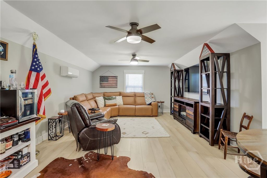 Image 42 of property listing at 30 Carapace Court, Richmond Hill, GA 31324