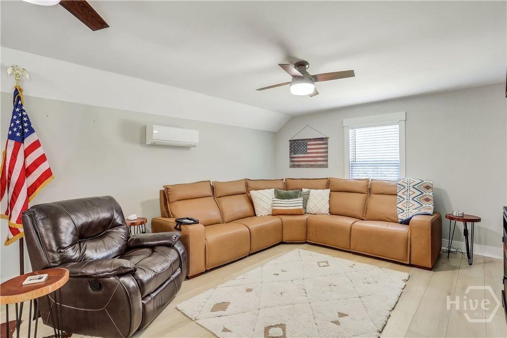 Image 43 of property listing at 30 Carapace Court, Richmond Hill, GA 31324