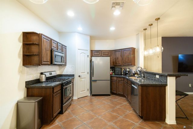 153 E 12 Pl, Somerton, AZ 85350