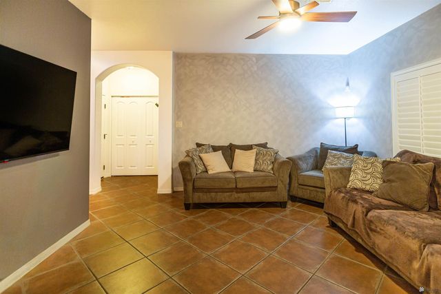 153 E 12 Pl, Somerton, AZ 85350