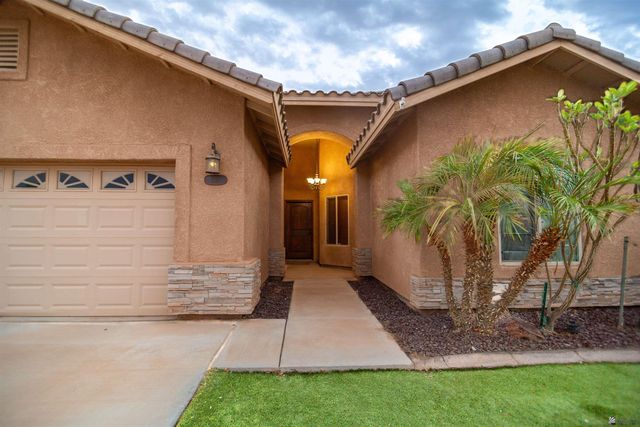 153 E 12 Pl, Somerton, AZ 85350