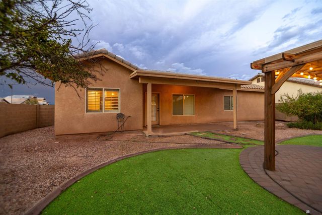 153 E 12 Pl, Somerton, AZ 85350