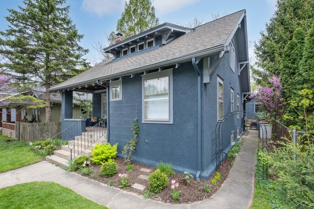 56 Auburn Avenue SE, Grand Rapids, MI 49506