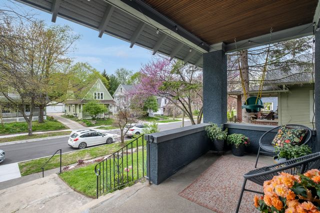 56 Auburn Avenue SE, Grand Rapids, MI 49506