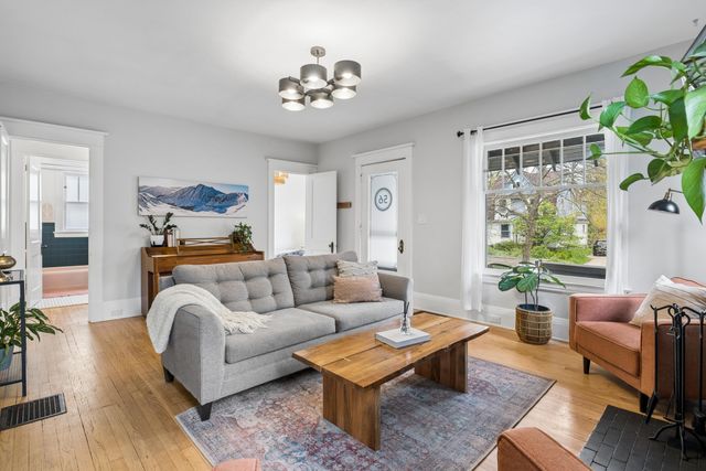 56 Auburn Avenue SE, Grand Rapids, MI 49506