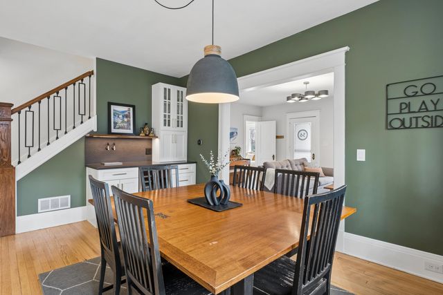 56 Auburn Avenue SE, Grand Rapids, MI 49506
