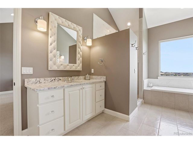 27165 E Long Pl, Aurora, CO 80016
