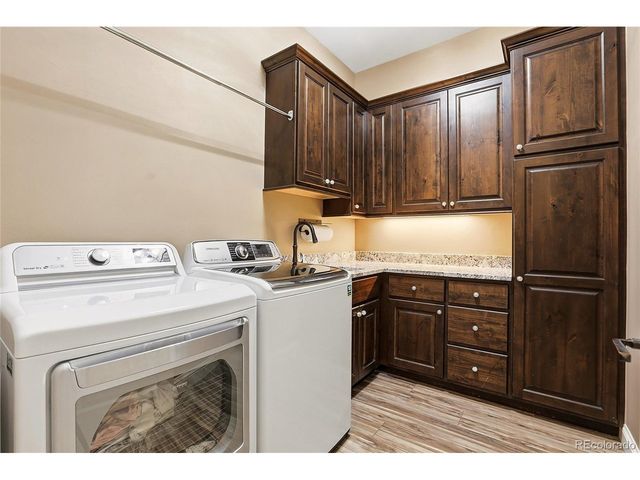27165 E Long Pl, Aurora, CO 80016