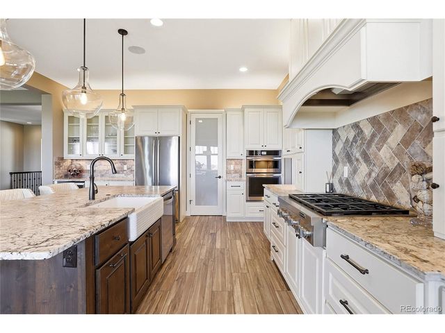 27165 E Long Pl, Aurora, CO 80016