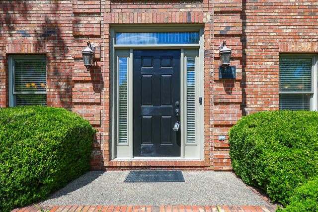 4686 Laurelwood Drive, Lexington, KY 40515