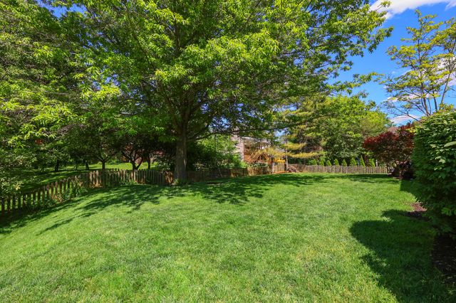 4686 Laurelwood Drive, Lexington, KY 40515