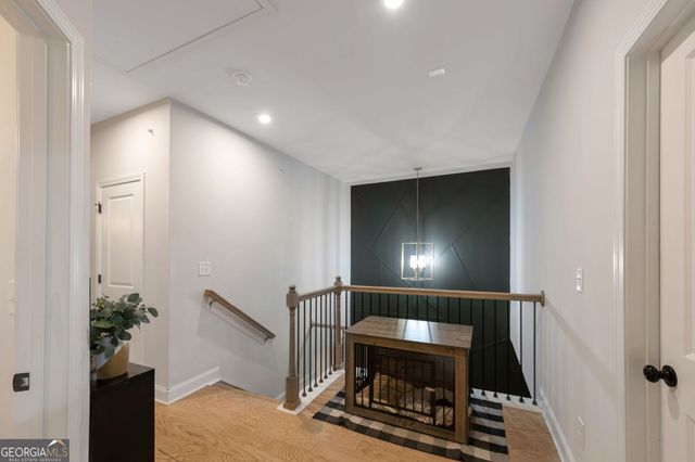 517 Garvin Drive, Woodstock, GA 30189