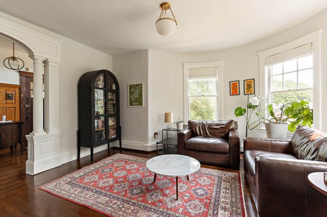 85 Trowbridge St 3, Cambridge, MA 02138