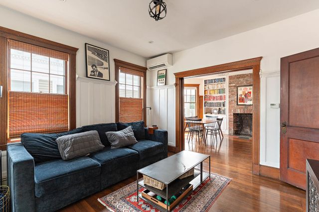 85 Trowbridge St 3, Cambridge, MA 02138