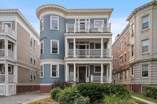 85 Trowbridge St 3, Cambridge, MA 02138